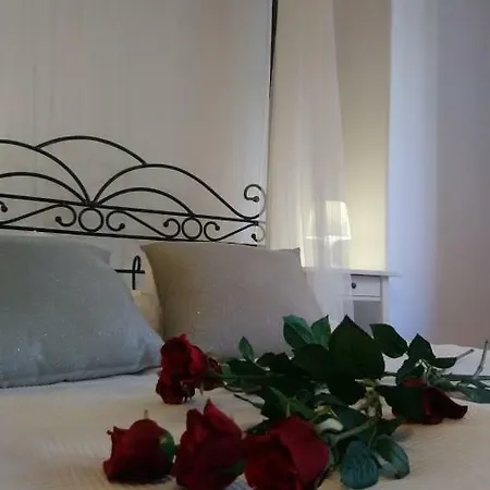 Warszawa, Centrum, Wiejska 15, Kamienica Alloggio in famiglia Varsavia